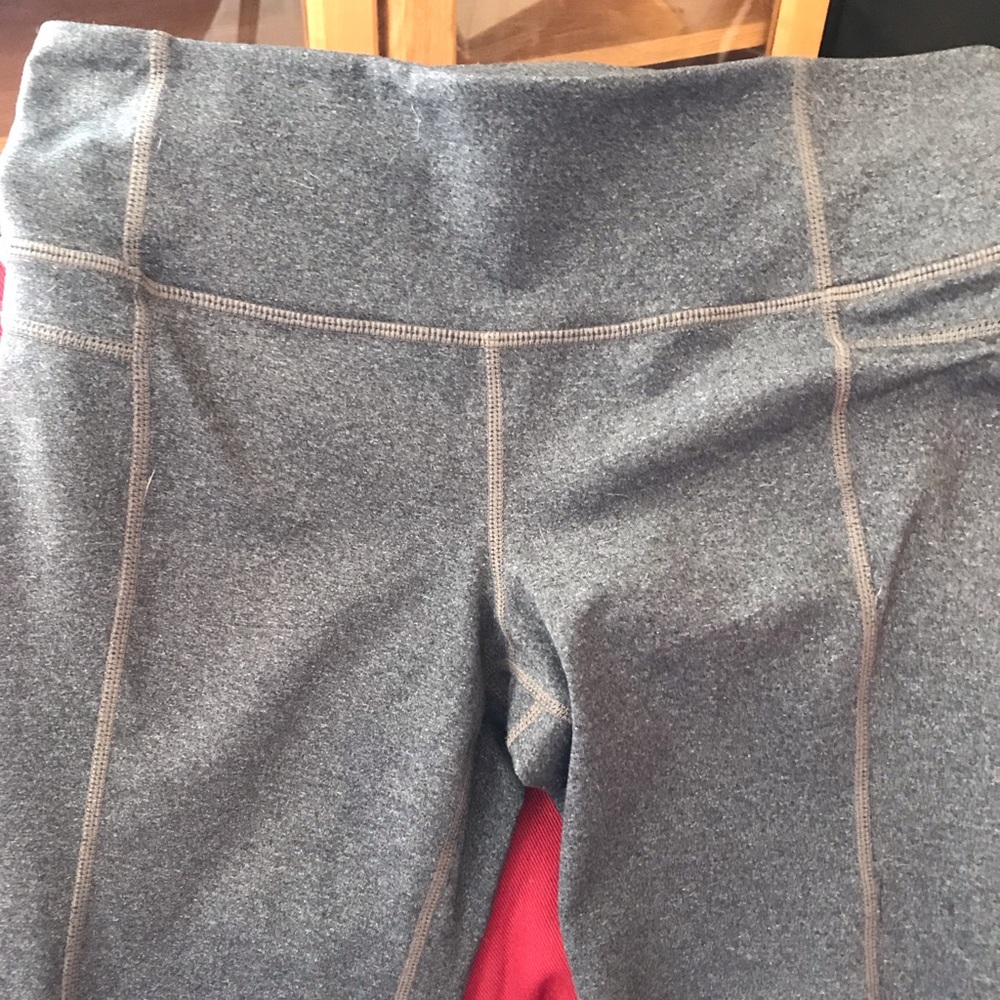 Athleta grey yoga M